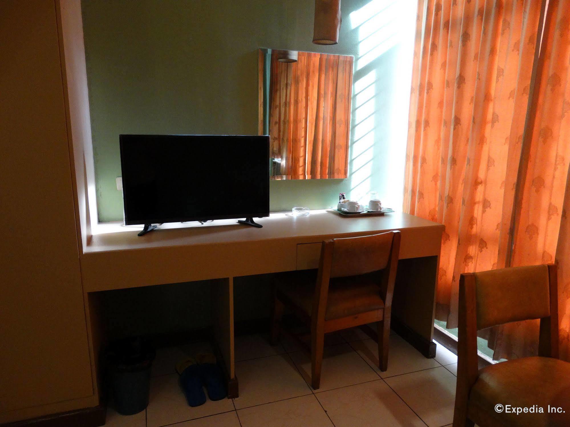 Rosas Garden Hotel Manila Zewnętrze zdjęcie