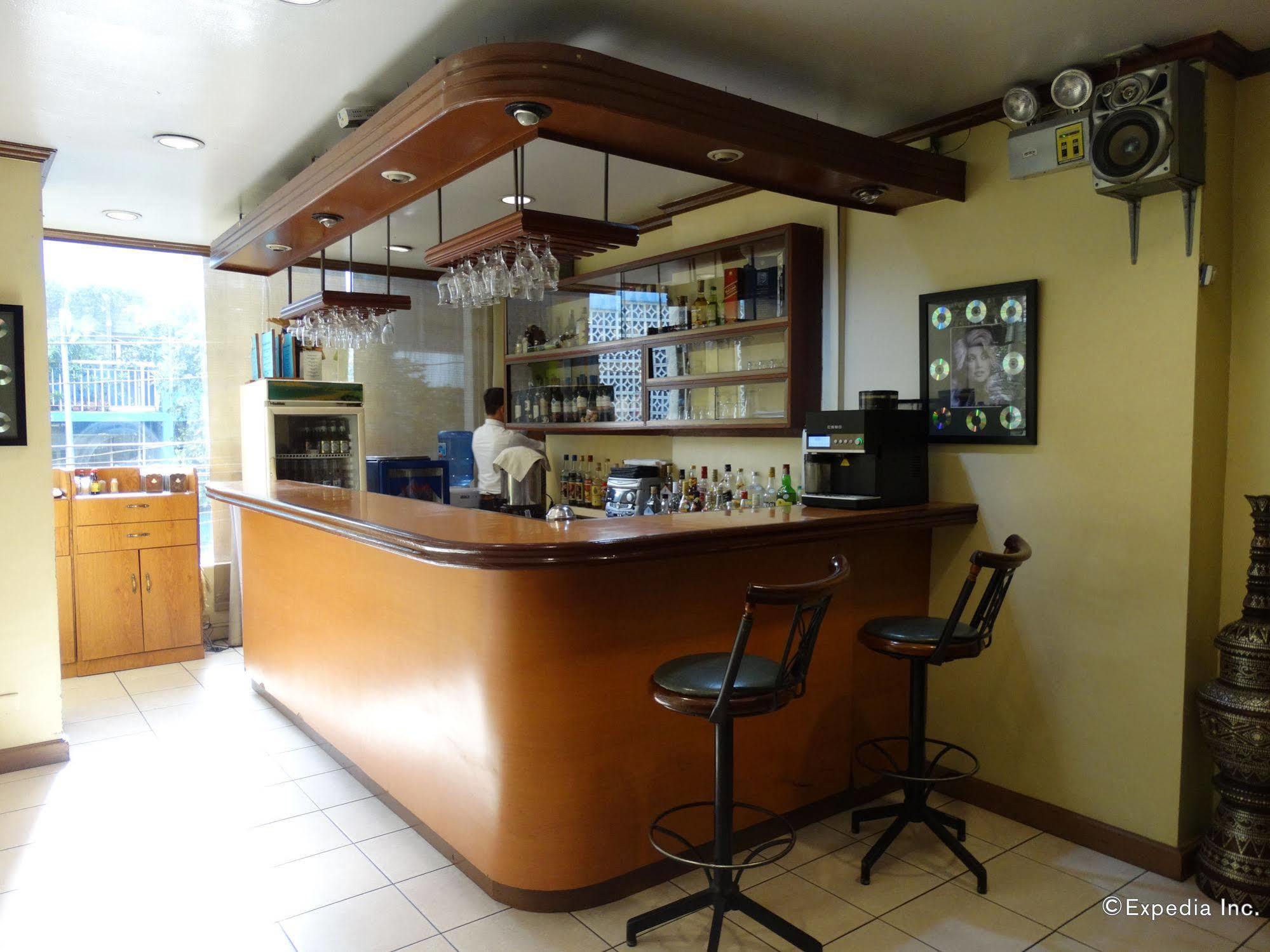 Rosas Garden Hotel Manila Zewnętrze zdjęcie